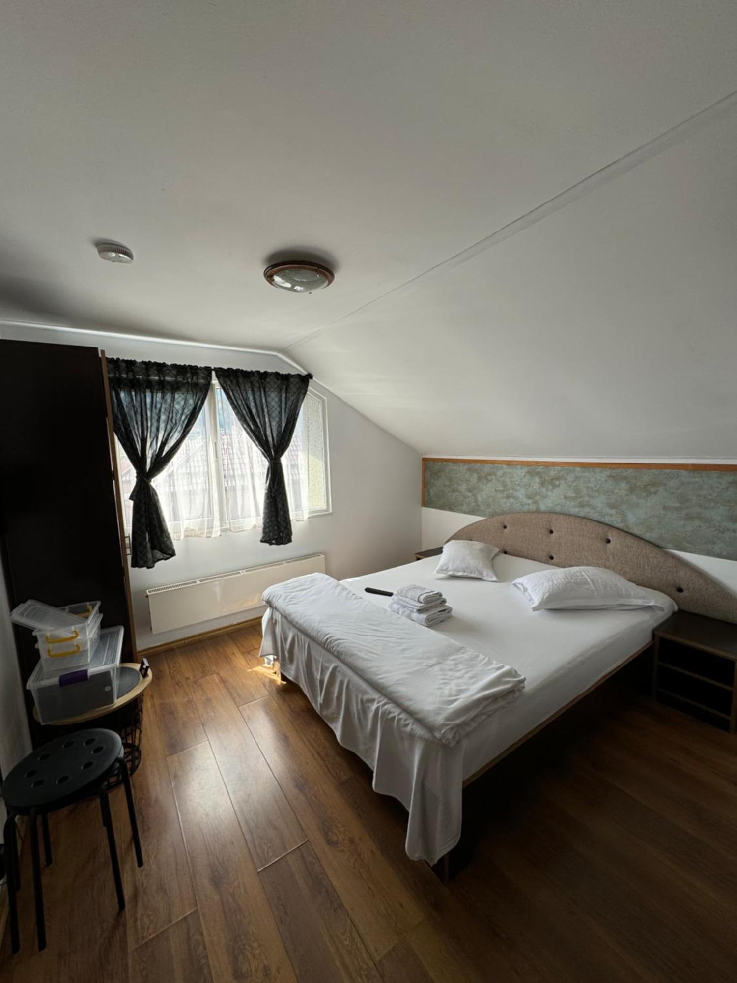 Casa David Hotel Busteni Ngoại thất bức ảnh
