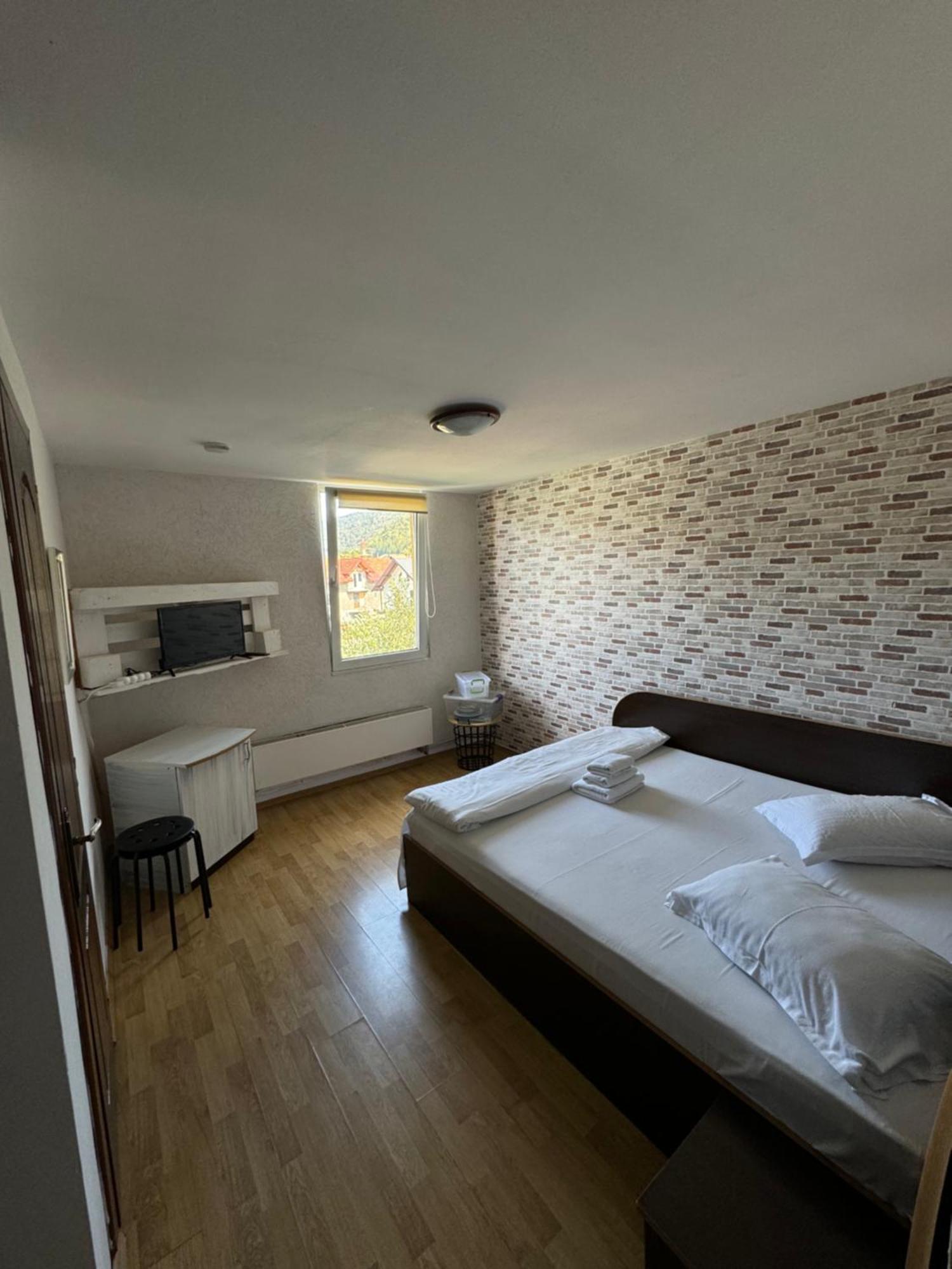 Casa David Hotel Busteni Ngoại thất bức ảnh