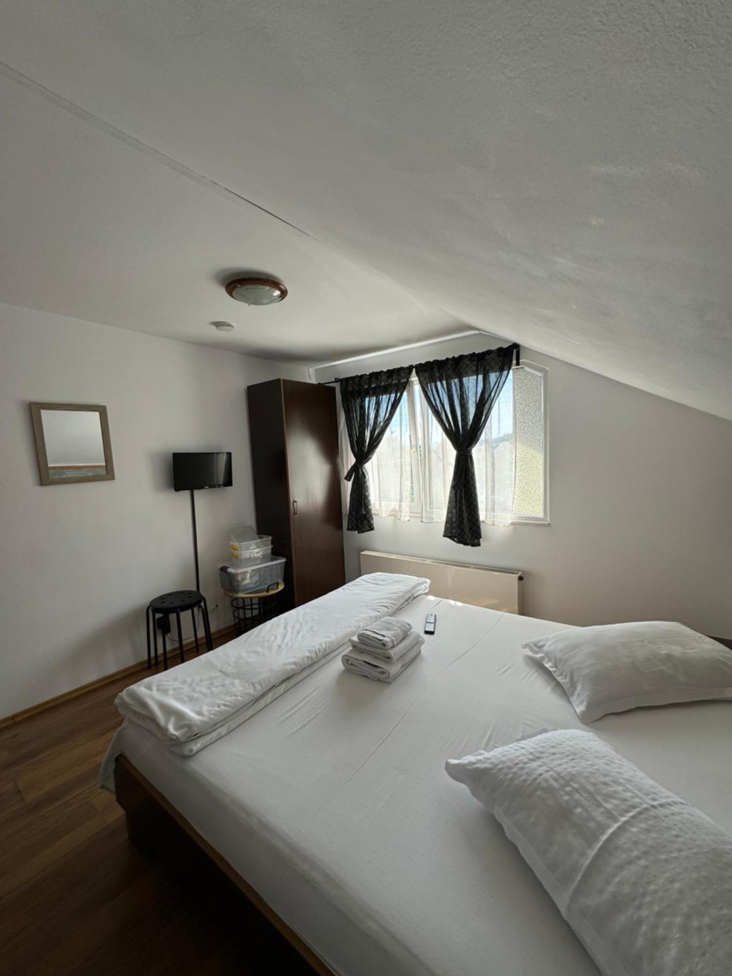 Casa David Hotel Busteni Ngoại thất bức ảnh