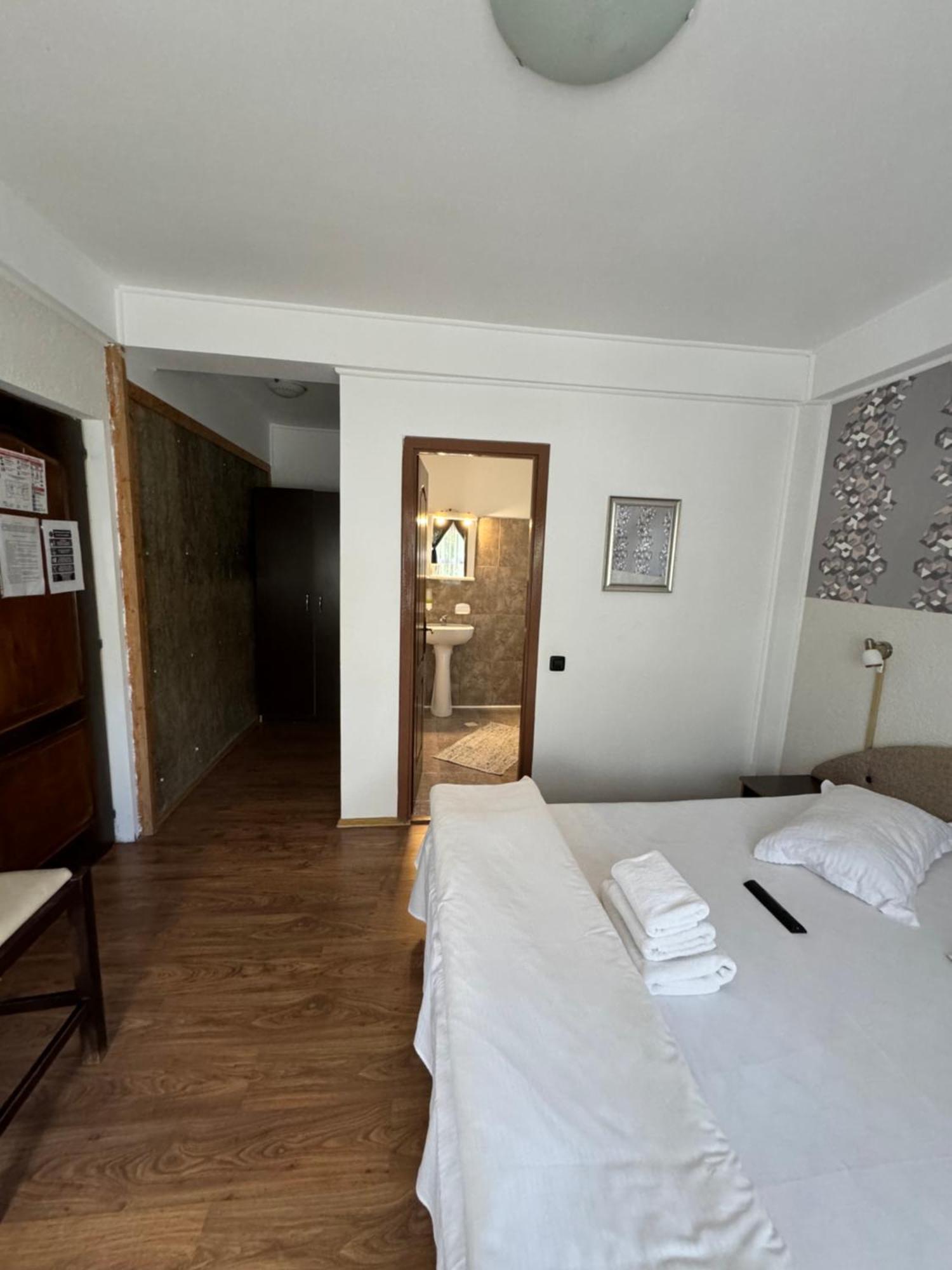 Casa David Hotel Busteni Ngoại thất bức ảnh