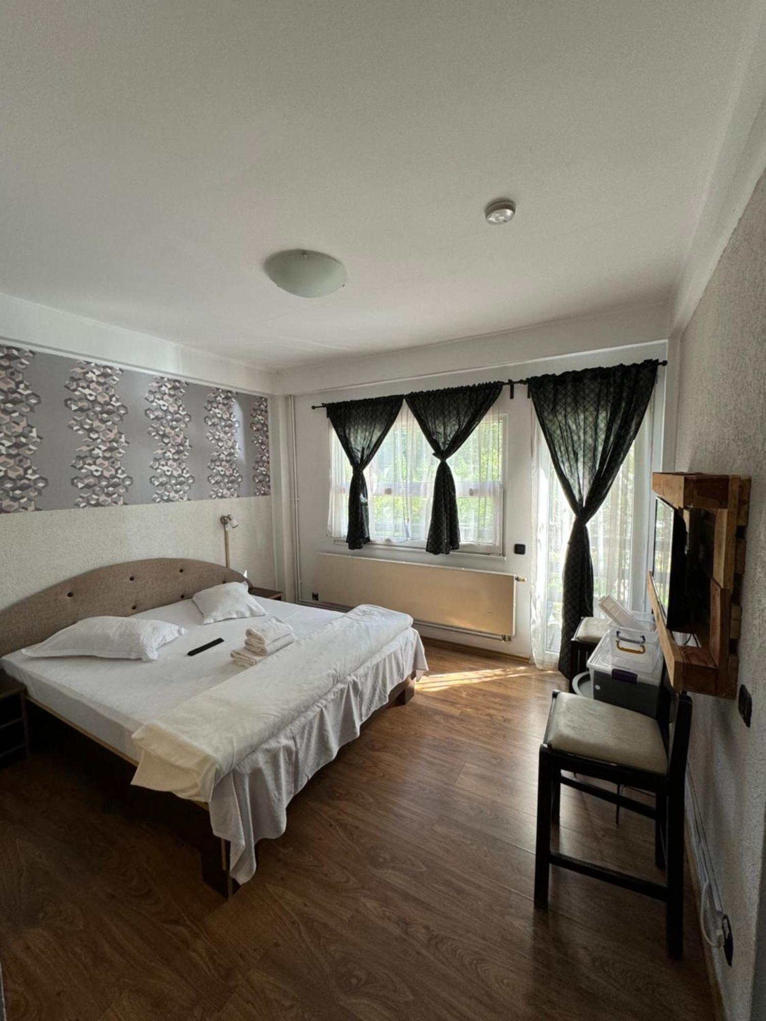 Casa David Hotel Busteni Ngoại thất bức ảnh